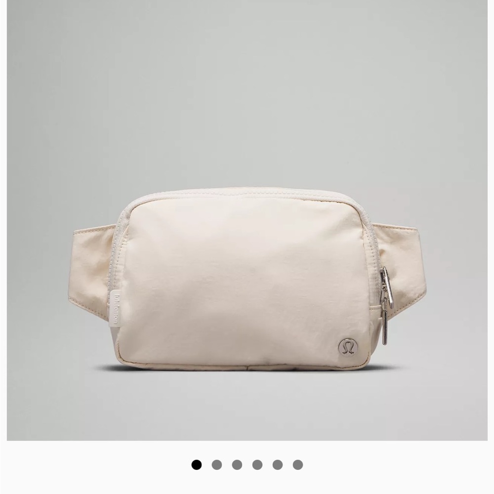SOLD OUT ONLINE khaki “Wear Everywhere belt bag”